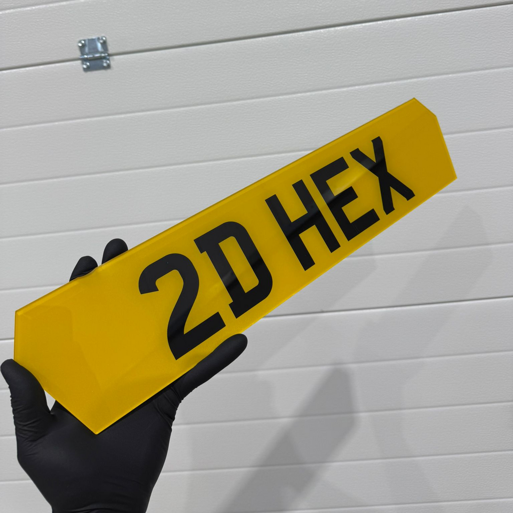 Signature Plates  2D Hex Style License Plate